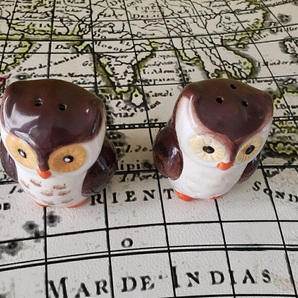 Vintage Little Owl Couple Salt & Pepper Shaker Set - Picture 3 of 8